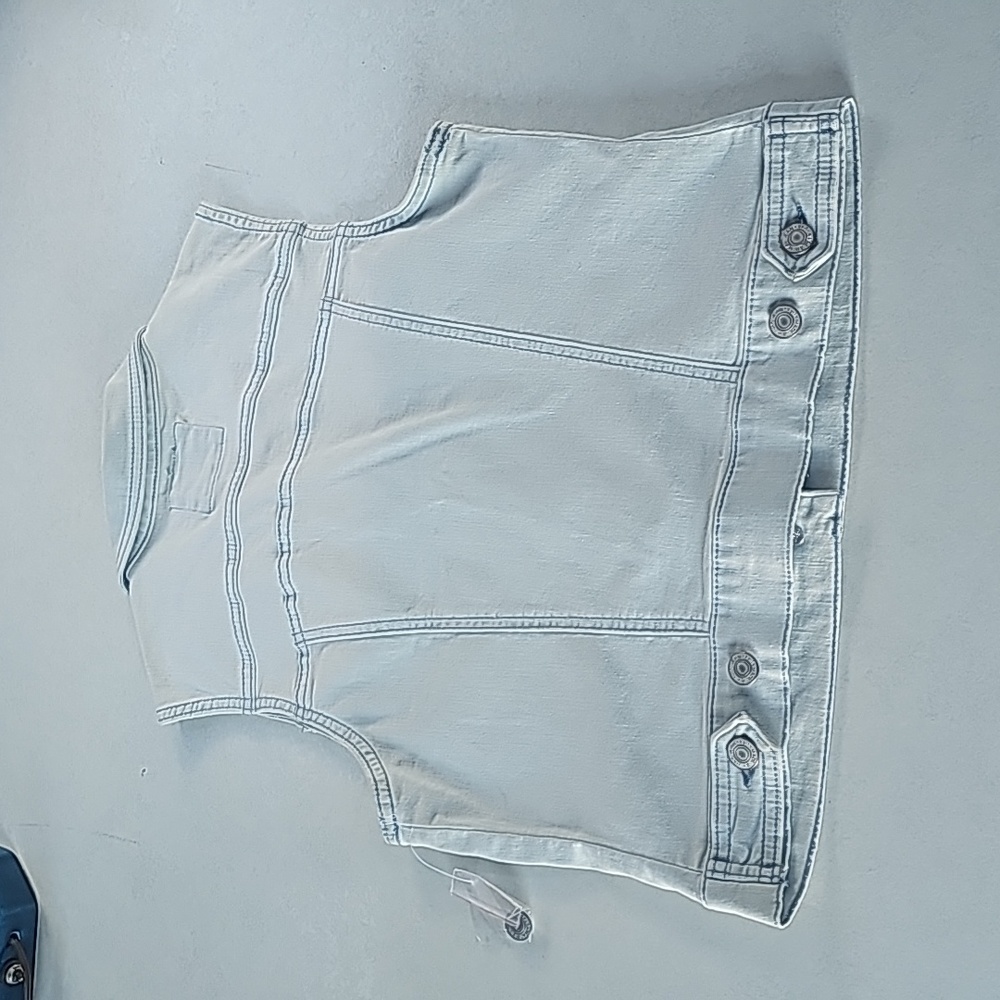 Basic Denim Wax Jean White Wash Vest - Picture 7 of 7